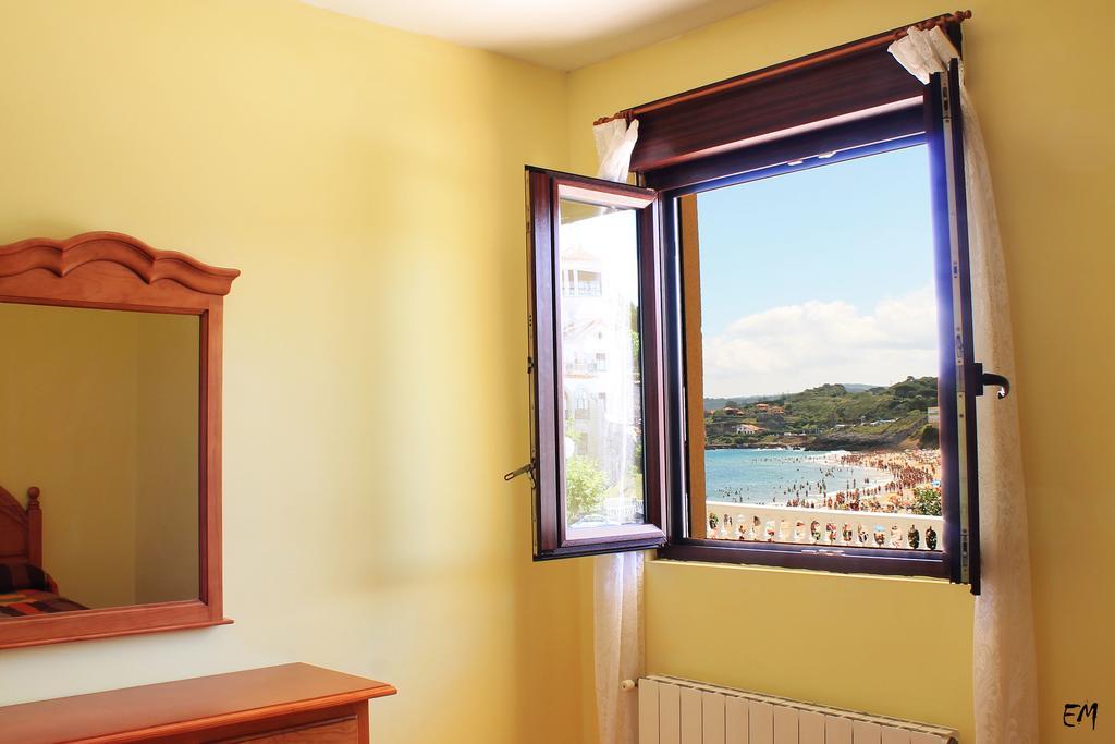 Pension Vega De Pas Comillas Exterior foto